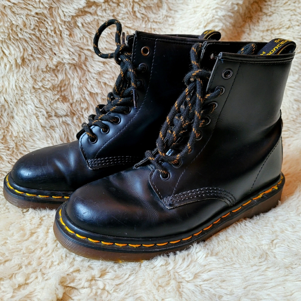 Classic Dr.Martens Grate Condition